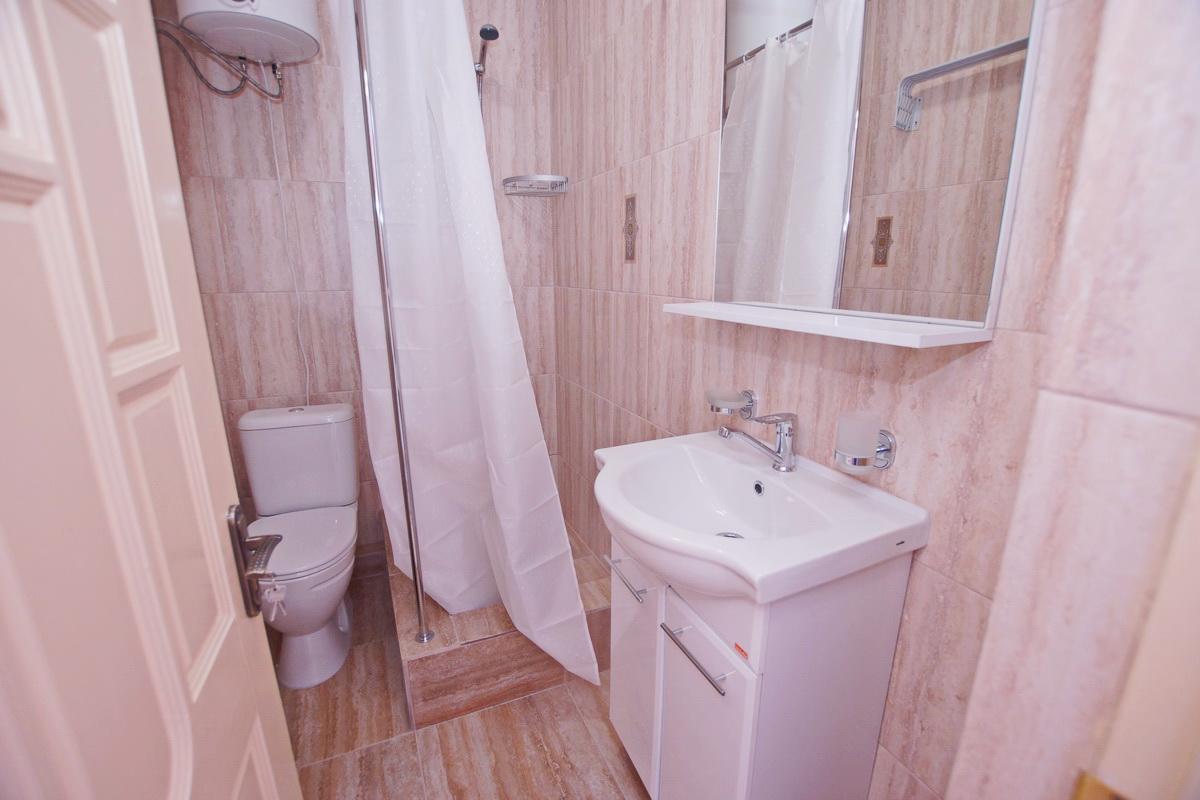Guest House Belyi Lebed Sukhumi Exterior foto